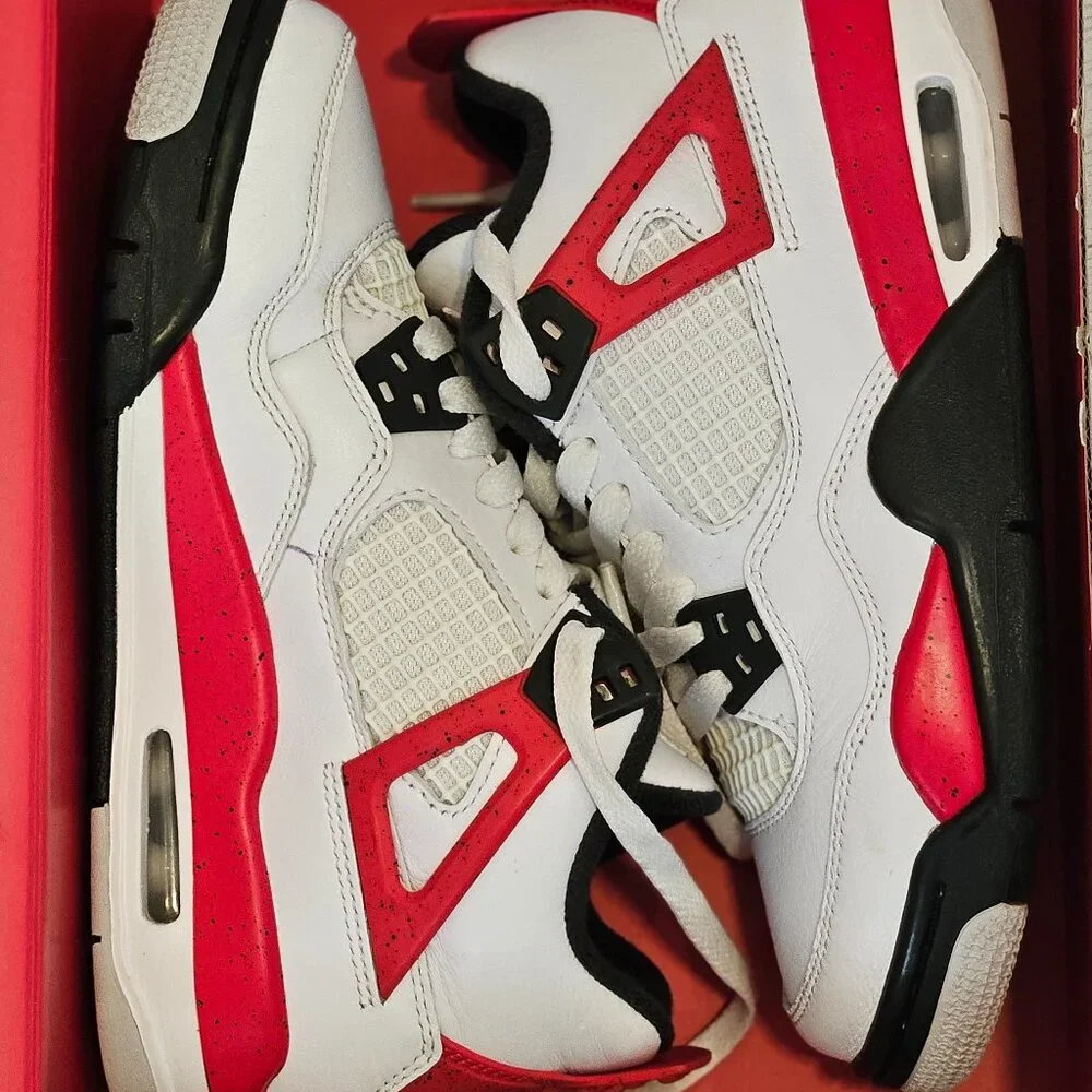 Air Jordan 4 Retro (GS) 4Y - Picture 3 of 5